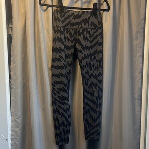 Lululemon Wunder Train High-Rise Tight 25"